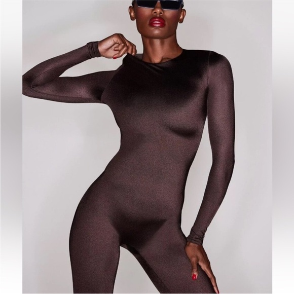NEW Skims All-In-One Catsuit Long Sleeve Compression Jumpsuit Onesie Cocoa 4X - Picture 1 of 4